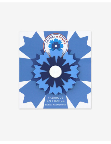 Bleuet de France en papier sur cartonette
