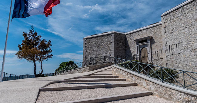 Le mémorial du Mont-Faron